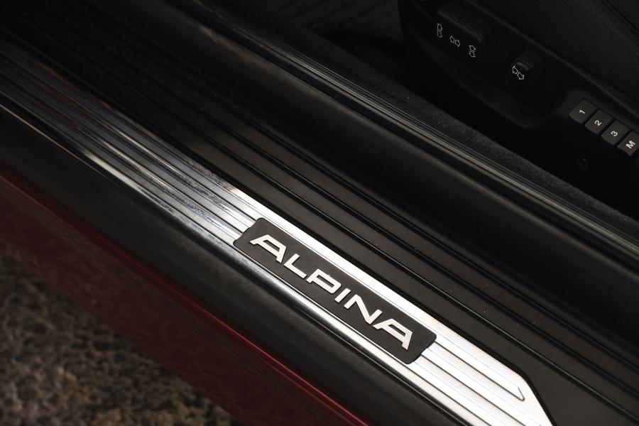 Детали интерьера Alpina B12 5.7 (E31) 1992 года  (фото 4 из 19)